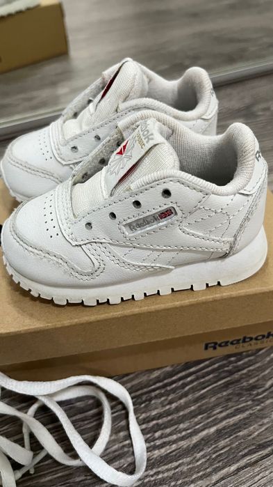 Кроссовки детские Reebok