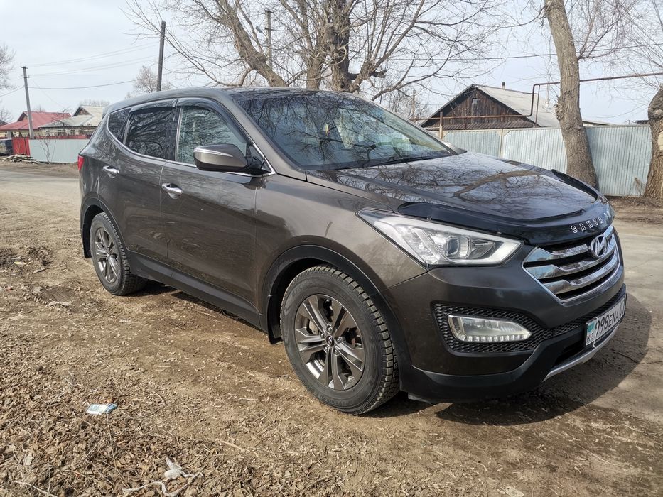 Продам машину Санта фе