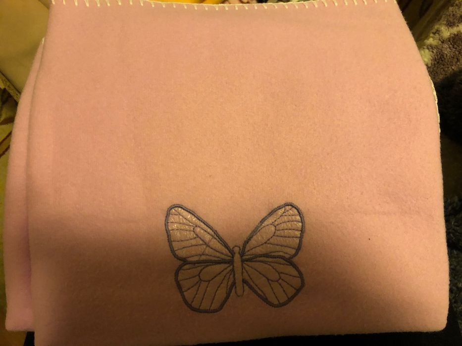 Бебешка олекотена завивка и одеалца