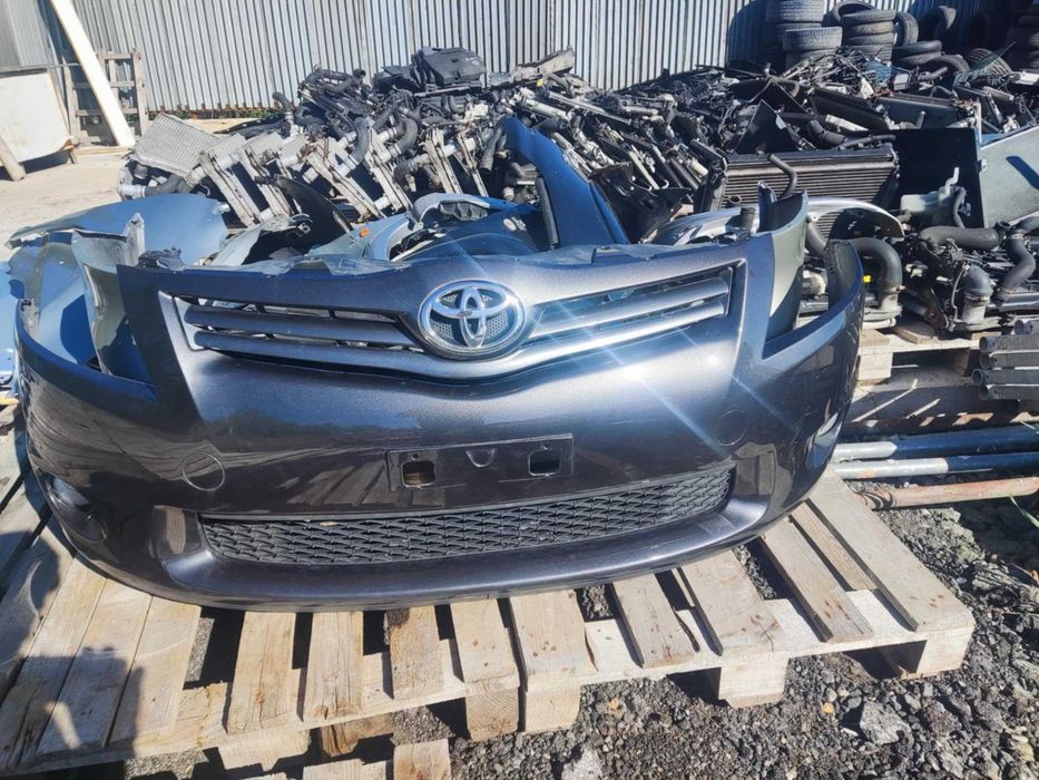 Предна броня за Toyota Auris 2009–2013 Facelift