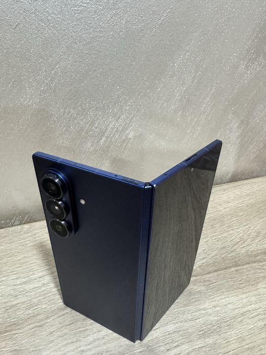 Samsung Galaxy Z Fold7 | 512GB | 24 м. гаранция | Син