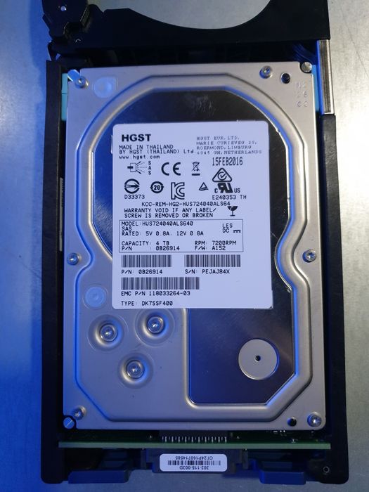 Твърд диск 4TB HITACHI 3.5" 7.2K SAS 6G HDD HUS724040ALS640