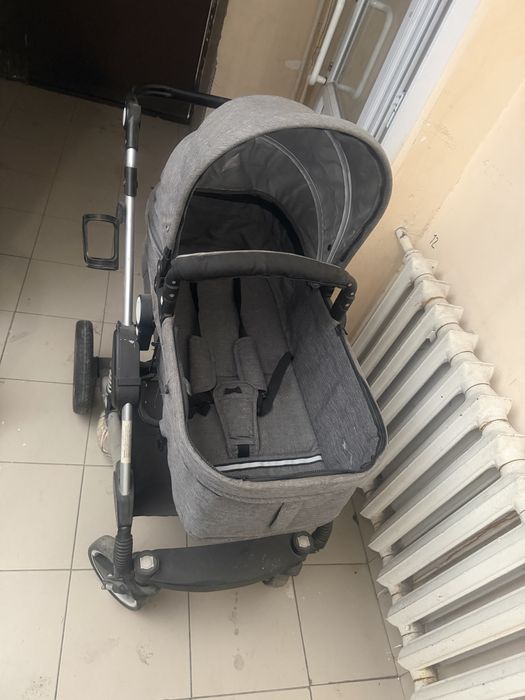 Коляска 2 в 1 б/у продаётся