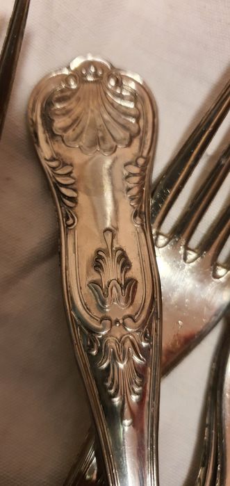 Посребрени прибори Arg 800 48 части