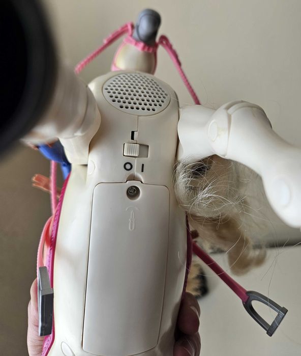 Кукла Barbie – Интерактивен кон с движения и звуци