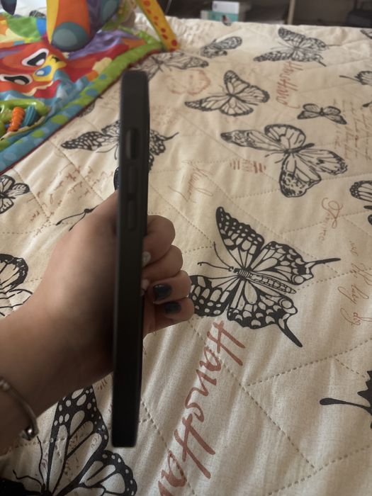 Кейс на guess iphone 14 plus