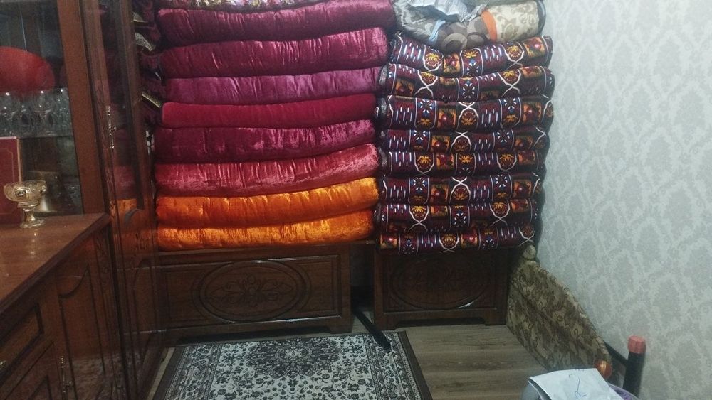 Мебел ва жихозлар сотилади