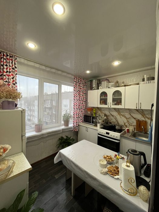 Продам 2х ком квартира