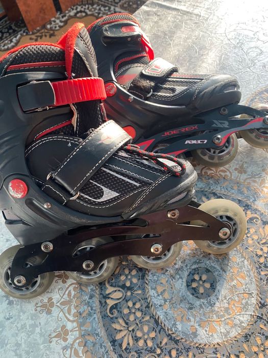 Роликовые коньки