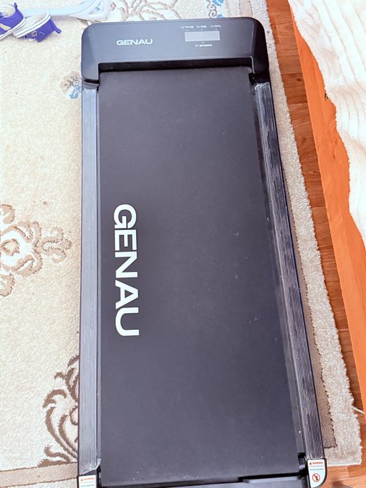 Беговая дорожка Genau