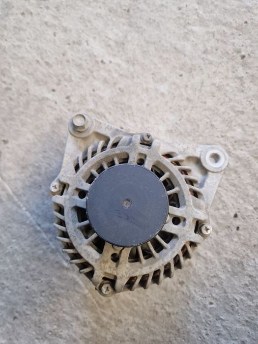 Alternator Nissan Qashqai,xtrail 2.0 benzina Mr20DE