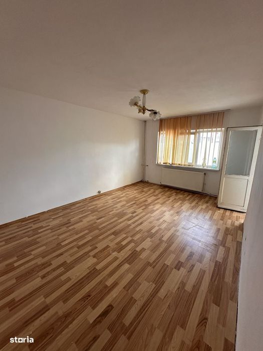 Apartament 2 camere 54 mp, decomandat, et. 3