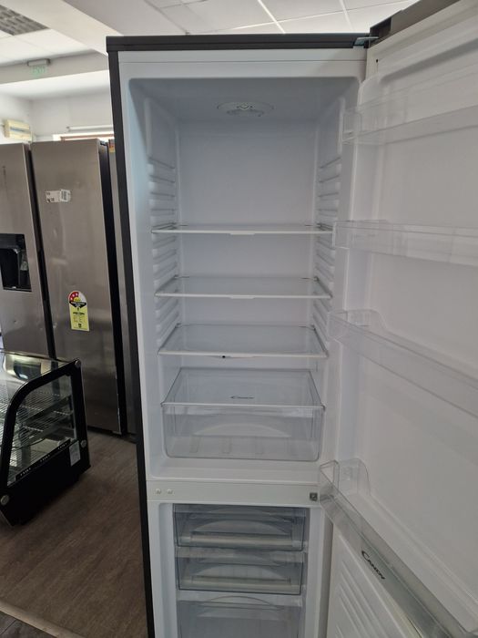 Хладилник с фризер Candy A+