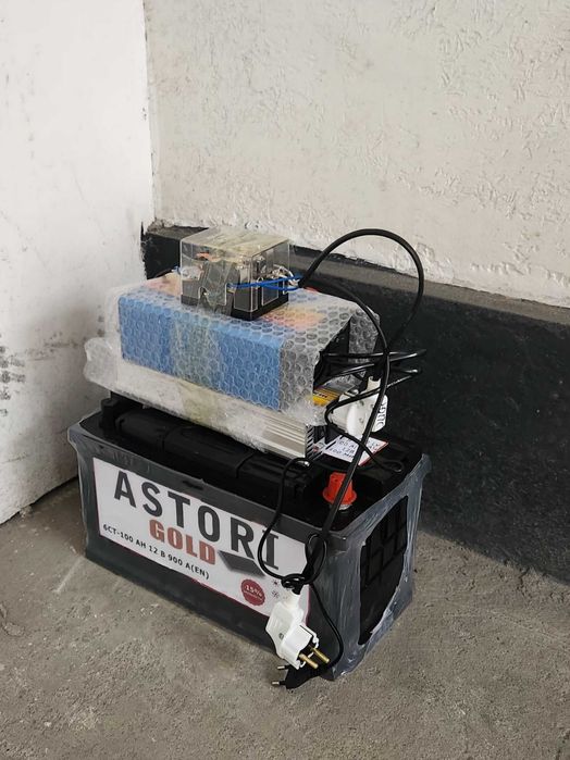 UPS ИБП 2000W источник бесперебойного питания юпс инвертор