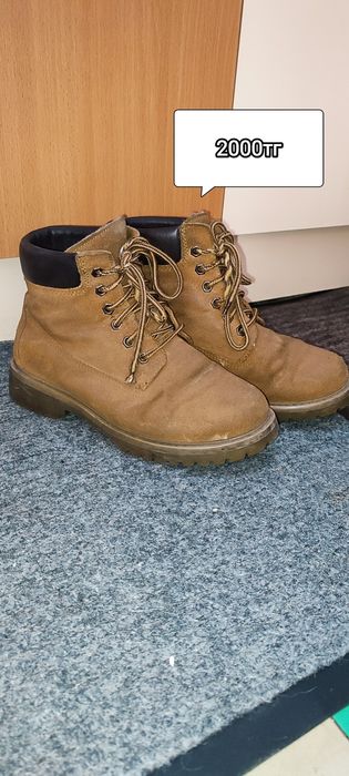 Продаю женскую обувь