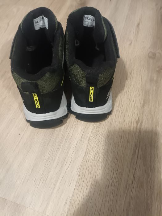 Детски зимни непромокаеми боти Skechers