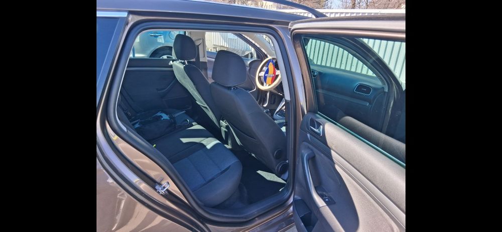 Se vinde vw golf VI