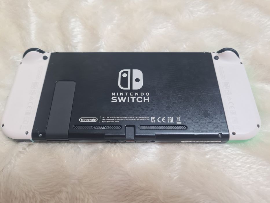 Продам nintendo switch прошитый