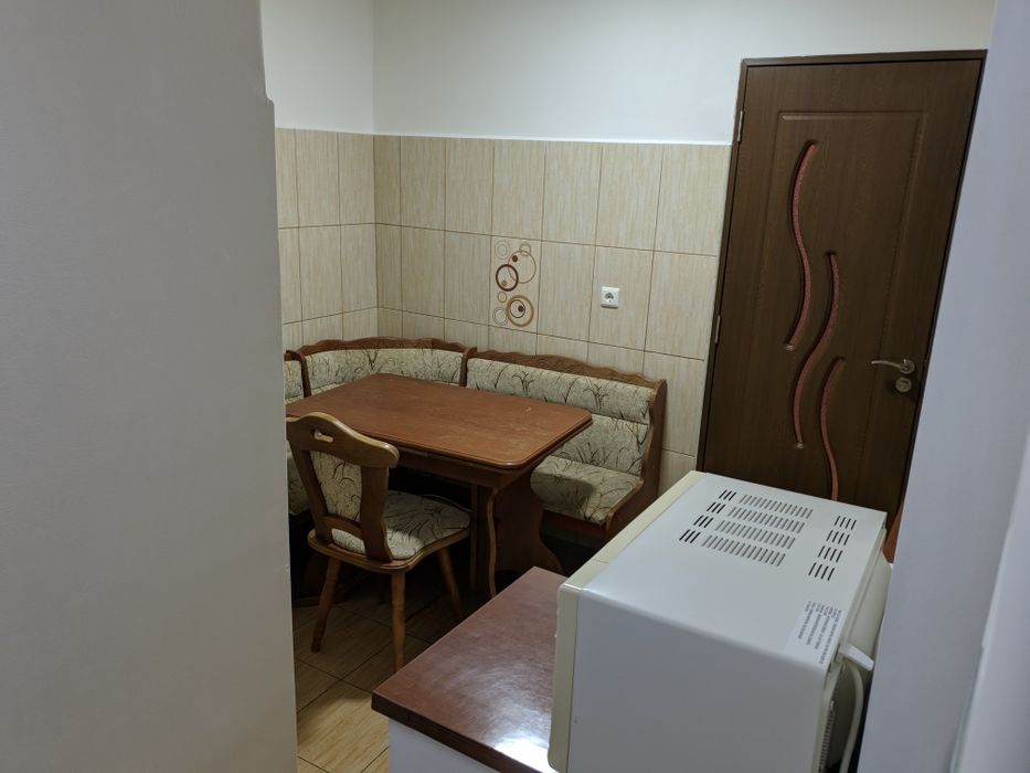 Inchiriez apartament 1 camera 40 mp Dorobanti Rosiori ( garsoniera )