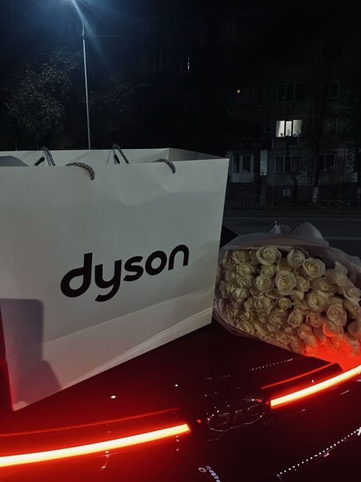 Dyson темно синий новый