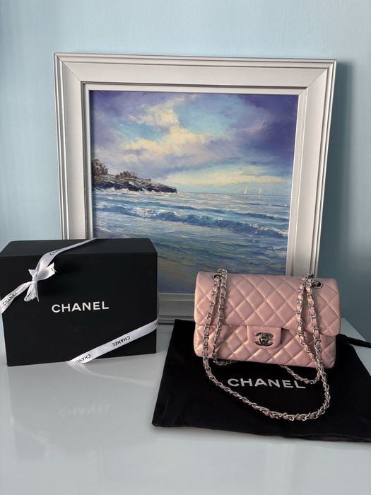 Дамска чанта – CHNL + подарък