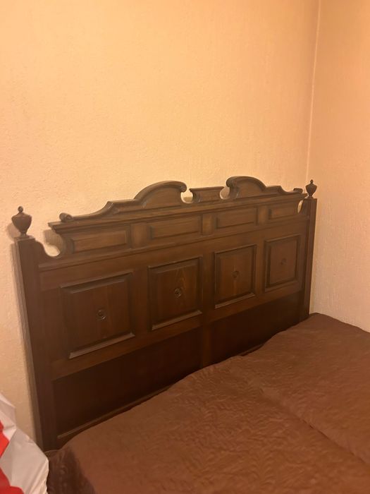 Старинно легло от истински дъб