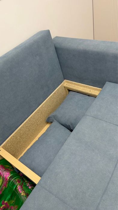 Продам диван состояние отличное