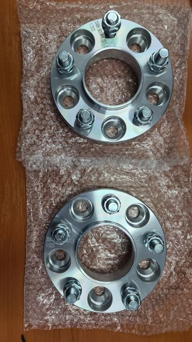 Фланци 5x114.3 CB71.5