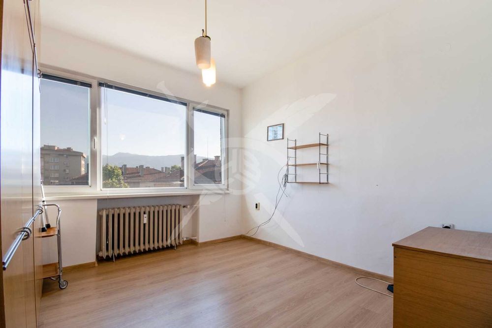 Продава се Двустаен апартамент в София, Оборище - 65 кв.м за 3939 €/кв.м - Снимка #4