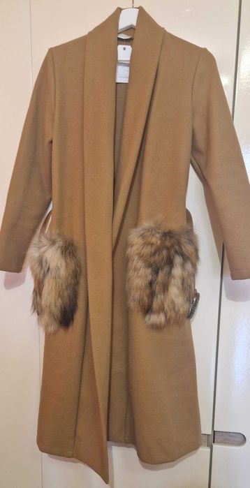 Дизайнерско дамско палто