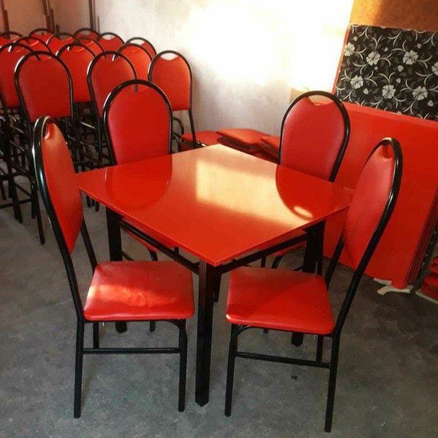 Stol stullar jamlanmasi