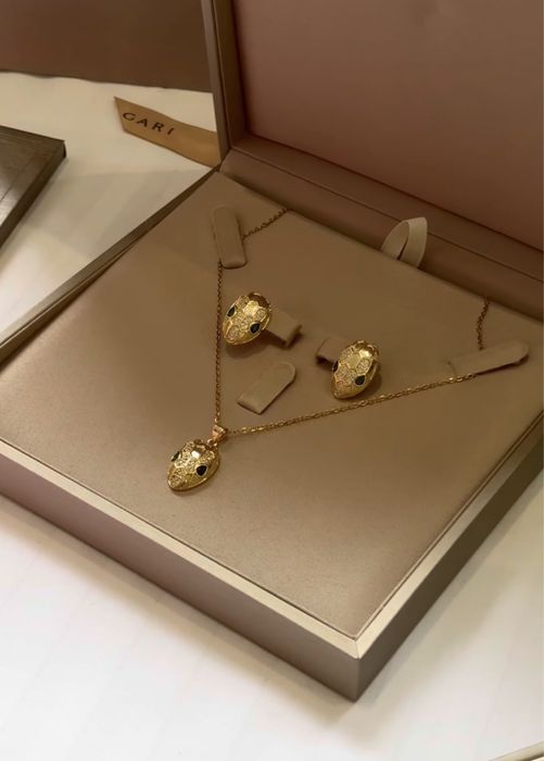 комплект для девушек