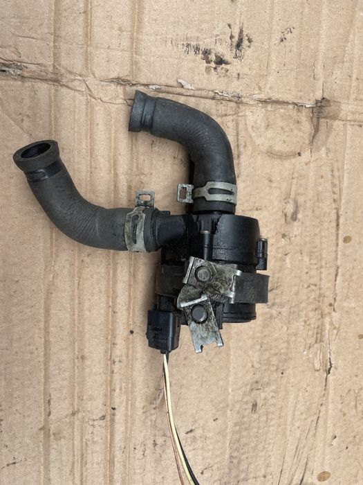Vand furtune apa/conducte benzina etc Dacia Duster 1.3 tce 2019