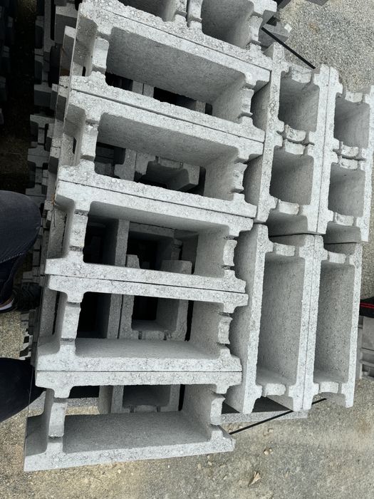 Boltari beton vibropresati