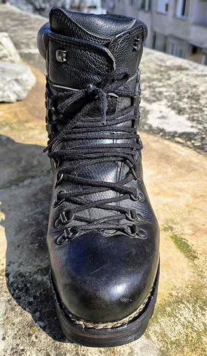 Обувки за планина - преходи, естествена кожа