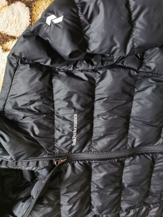 Geaca Peak Performance S salewa mammut salomon la sportiva marmot