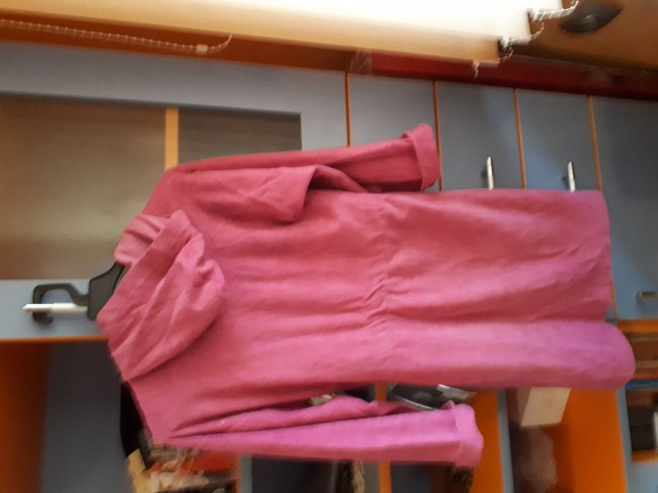 Детско халатче-почти ново