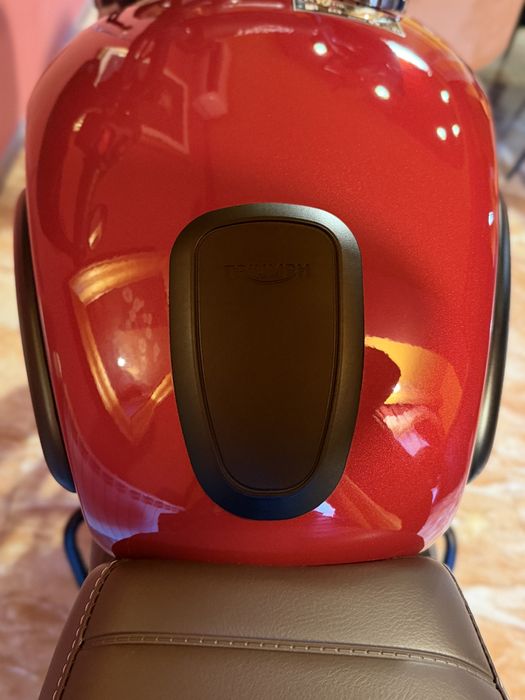 TRIUMPH SCRAMBLER 400X 2024 - 2500 Km - Ca noua , full accesorii