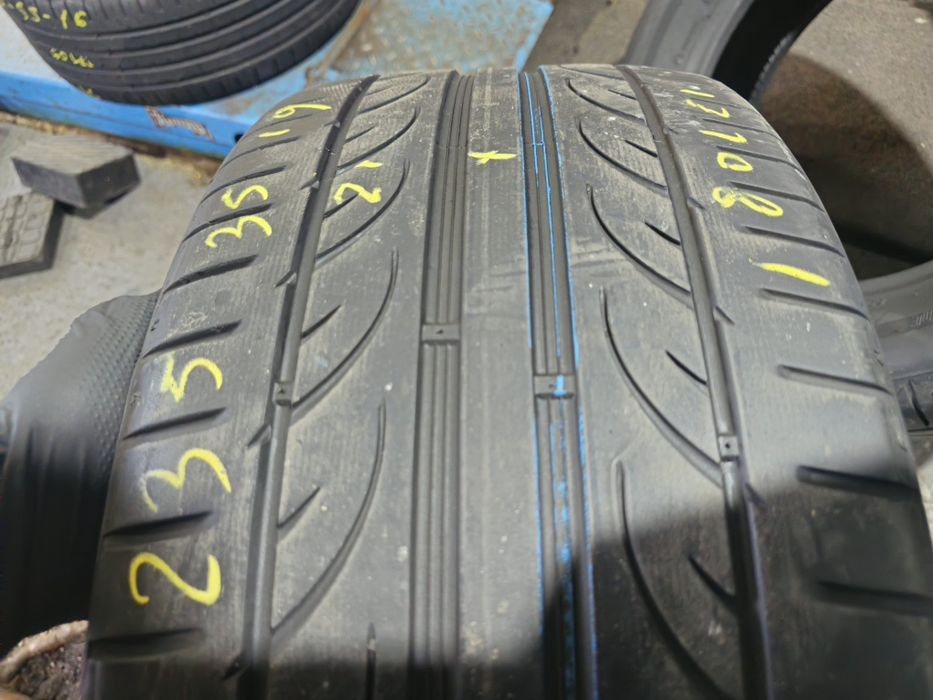 1x 235 35 19 vara hankook ventus v12 evo2