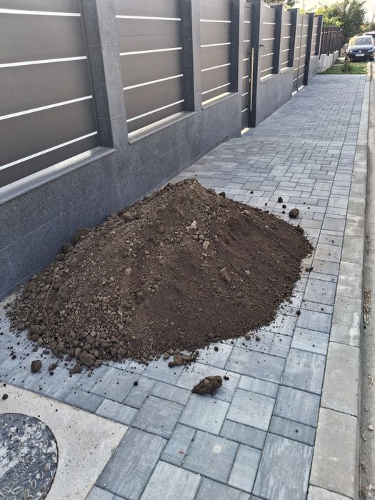 Bene moloz / moluz bena moloz / moluz  nisip piatra balastru