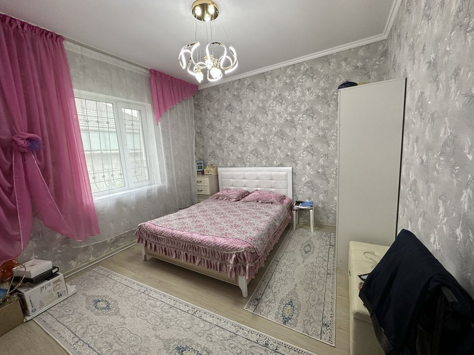 Продам добротный дом в центре Каскелена