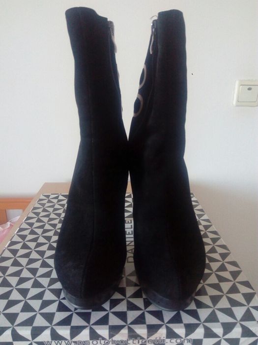 Официални дамски ботуши Паоло Ботичели естествен набук