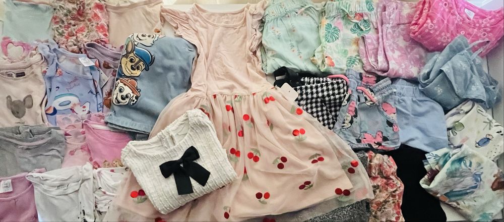 Лот за момиче/лято/ рр 110/116 -31части