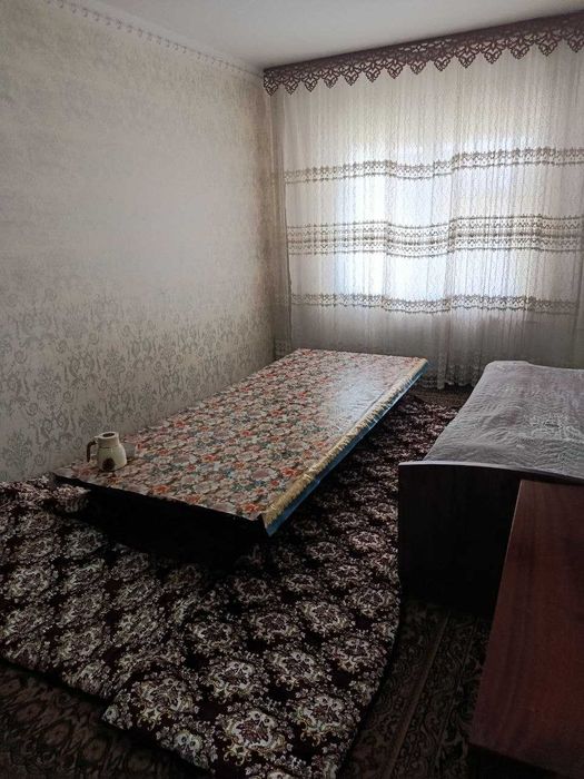 Метрога Йакин Жойда 3 хона Квартира Сотилади !!