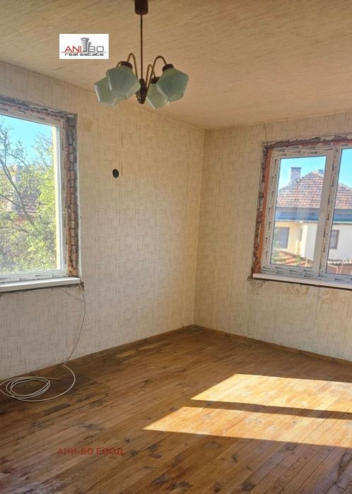 Продава се Къща в Златица - 128 кв.м за 563 €/кв.м - Снимка #9