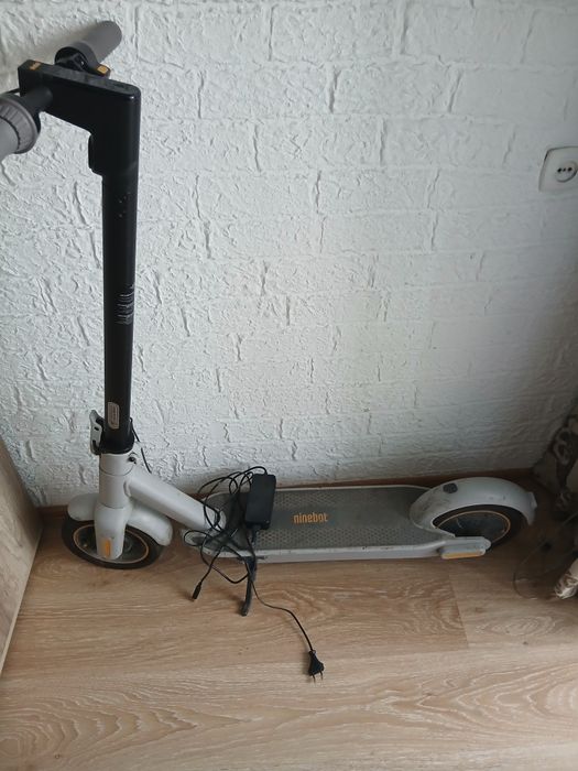 Продам электросамакат