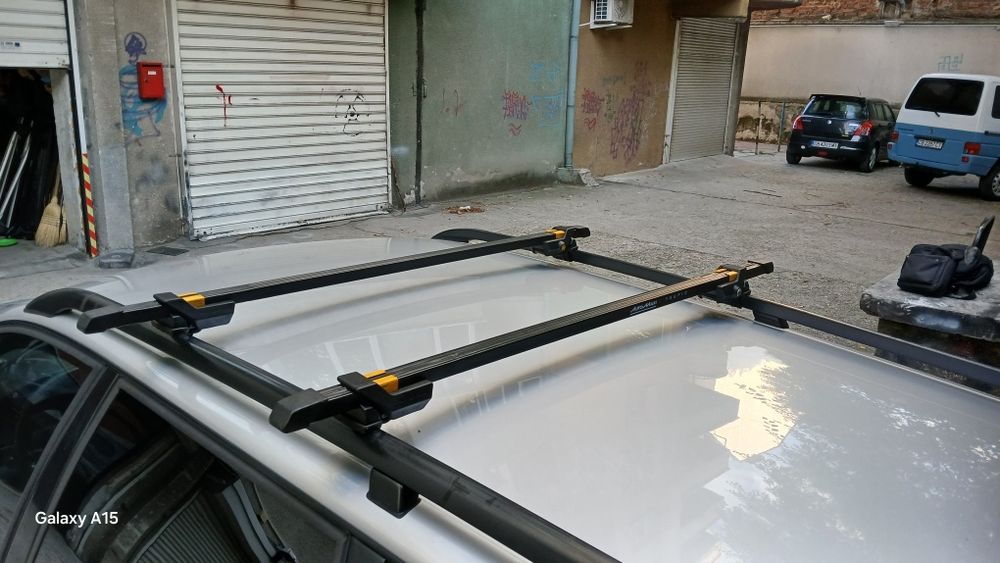 Оригинален багажник комбита отVAG групата КАТО НОВИ 59€.