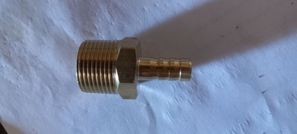 Штуцер для шланга