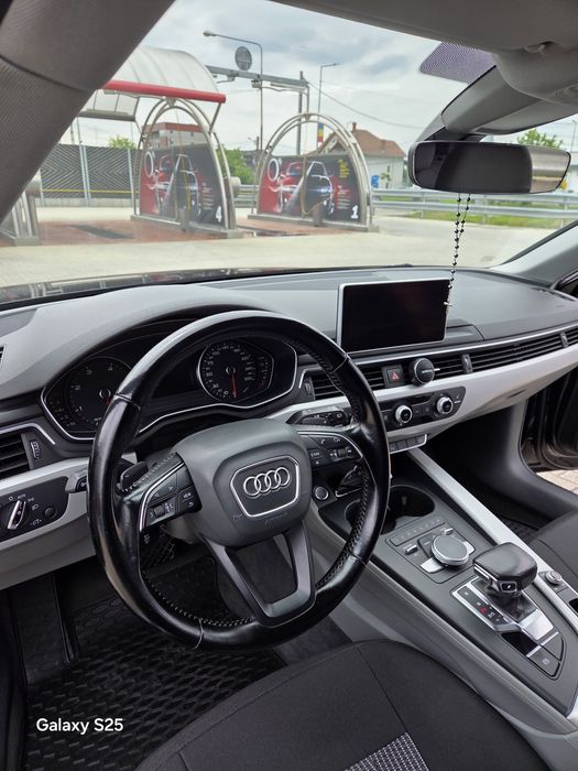 Vând Audi a4 b9 automat