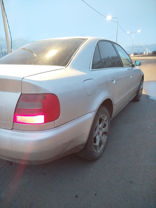 Продам Ауди А4 б5!